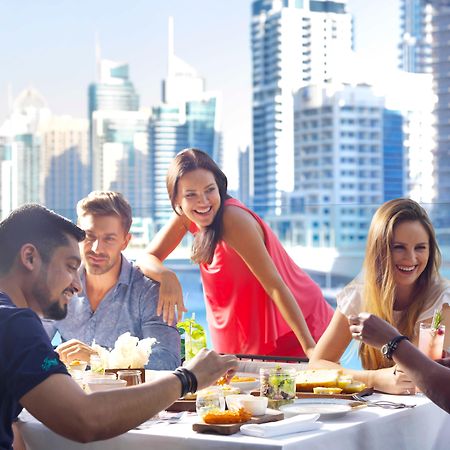 فندق انتركونتيننتال دبي مارينا المظهر الخارجي الصورة Dubai Marina Yacht Club