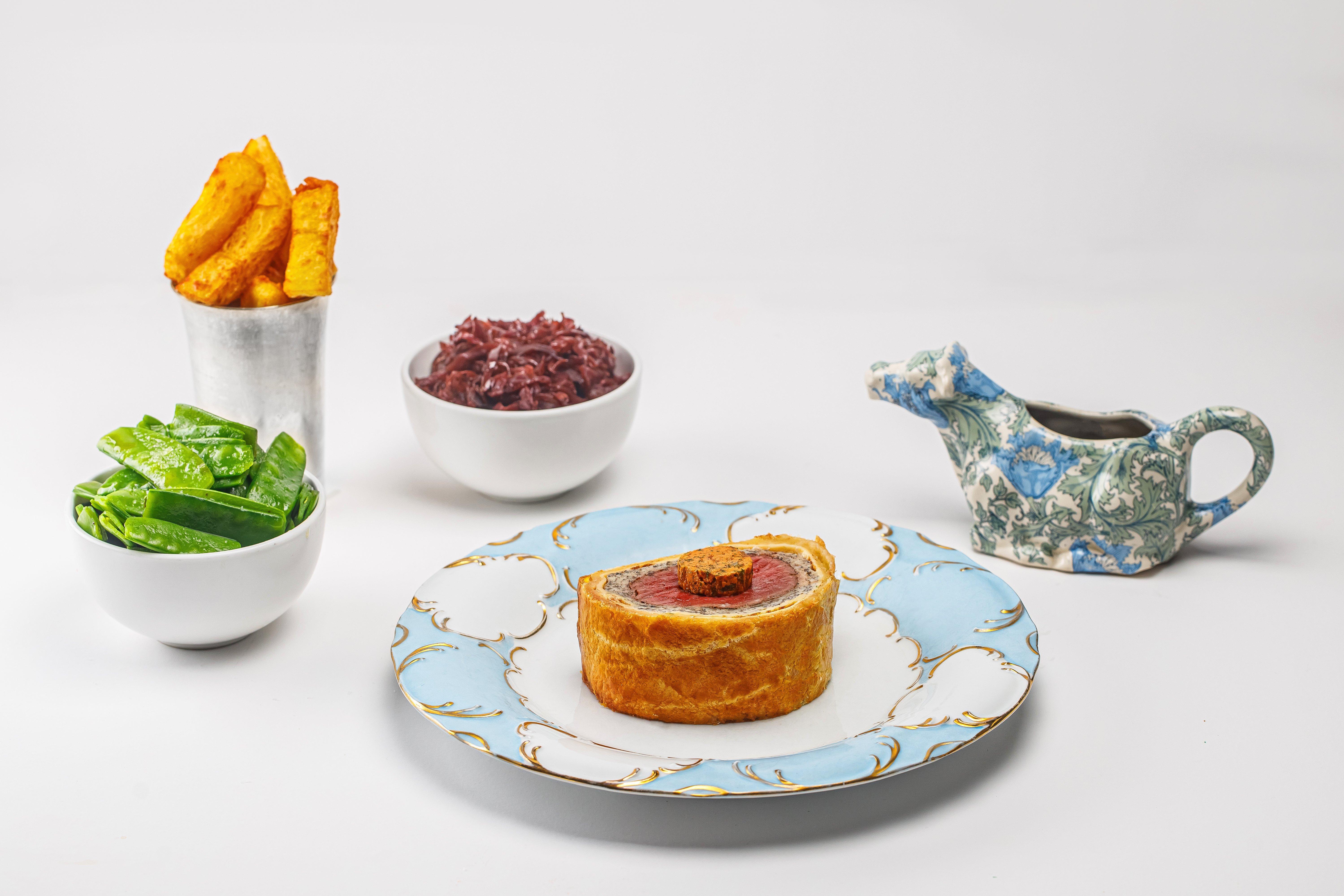 فندق انتركونتيننتال دبي مارينا المظهر الخارجي الصورة A traditional English Sunday lunch