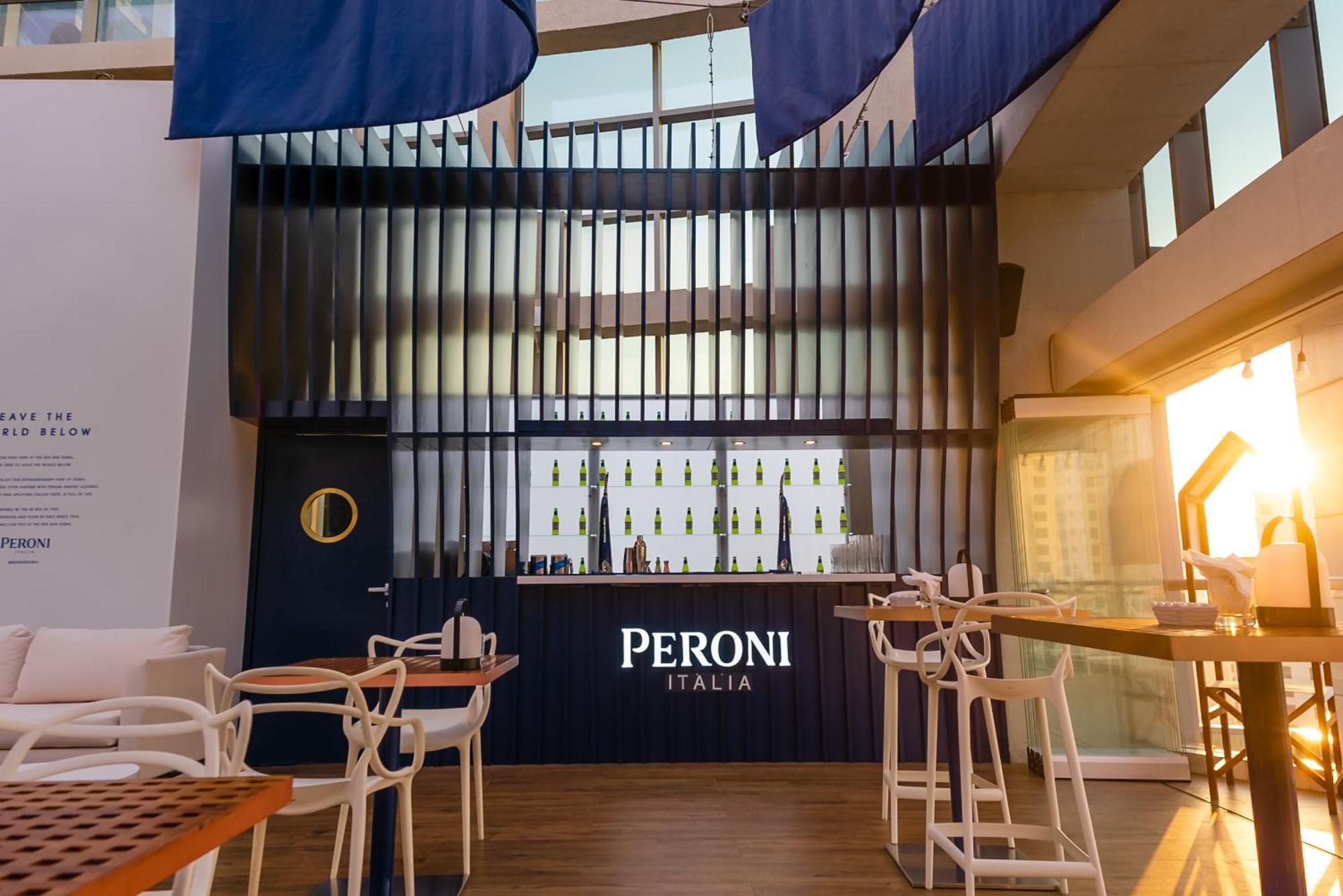 فندق انتركونتيننتال دبي مارينا المظهر الخارجي الصورة Peroni Italia
